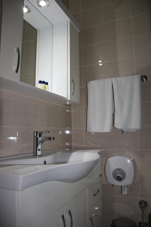 Nil & Alav Hotel 3*