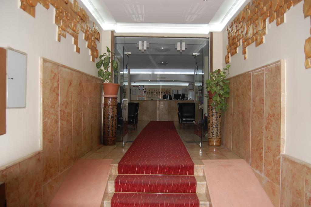 Nil & Alav Hotel 3*